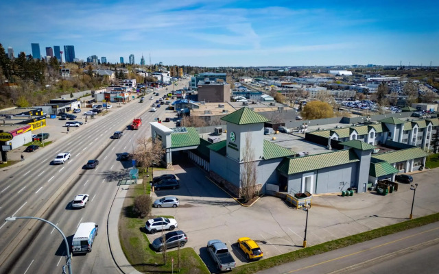 Amenida Residences Calgary