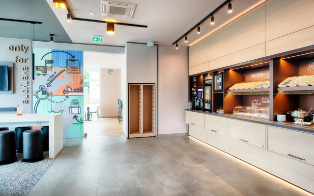 B&B Hotel Stuttgart-Neckarhafen