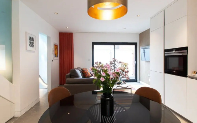 Mirabilis Apartments - Wells Court