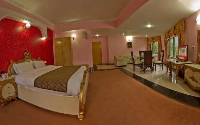 Royal Park Resort