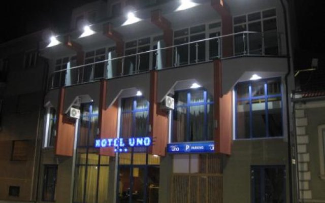 Hotel Uno