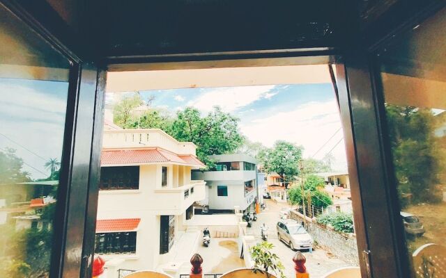 Radhika palace