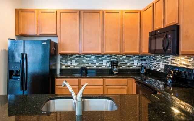 H2u - Woodpecker - Bv480 4 Bedroom Townhouse