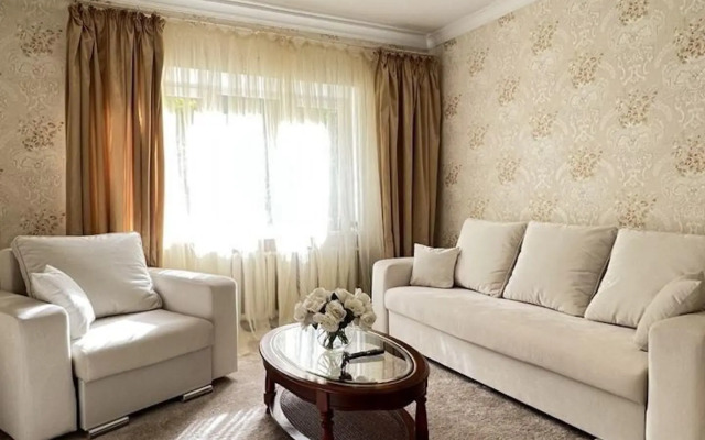 Апартаменты в переулке Коммунальный 3