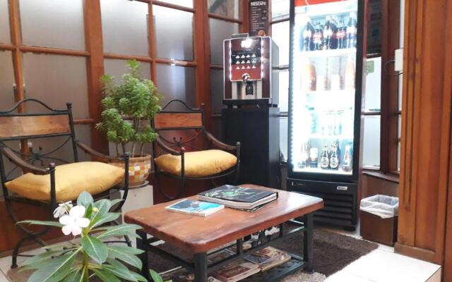 Hotel 3 Poniente