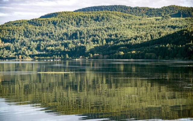 Country Bay Manor B&B