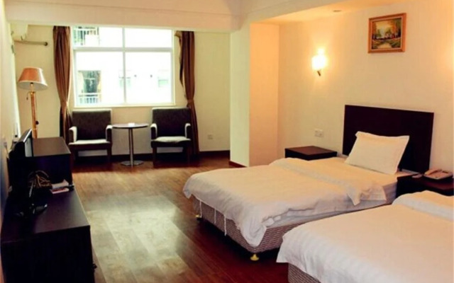 Yi Jia Holiday Hotel