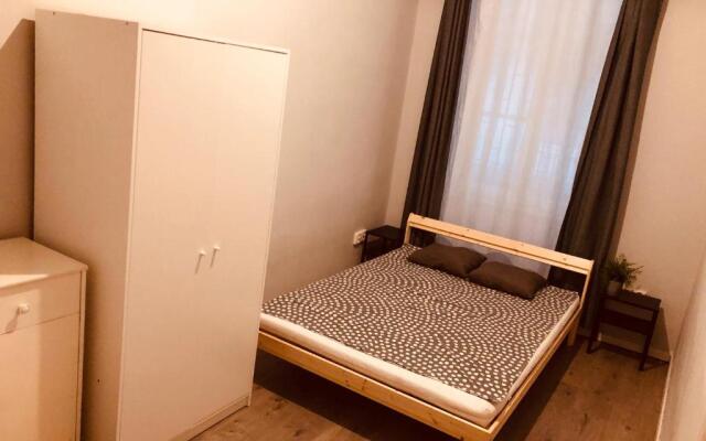 Friends Hostel and Apartments Budapest