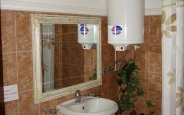 Hotel Deloni