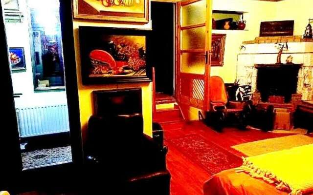 Leyla Guesthouse Castel