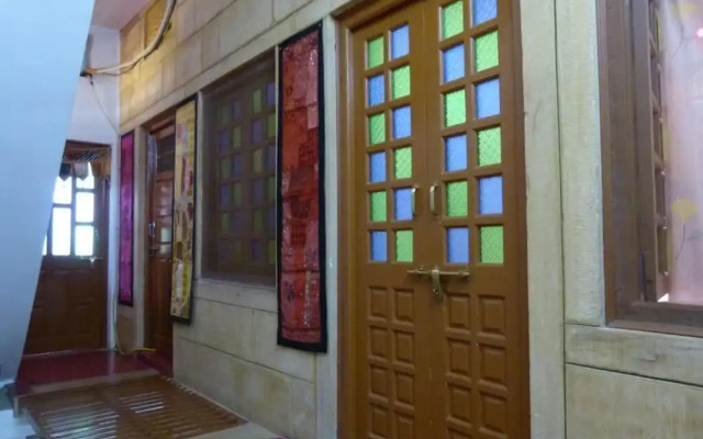 Gajanand Guest house