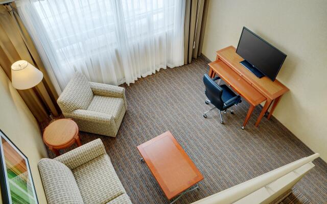 Holiday Inn Hotel & Suites London by IHG