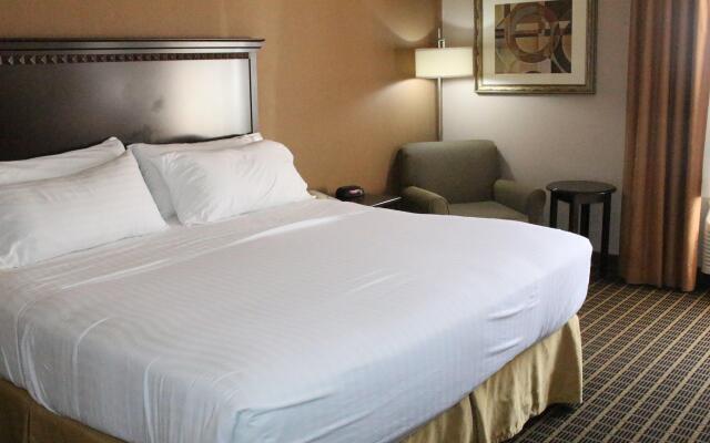 Holiday Inn Express Kansas City-Liberty by IHG