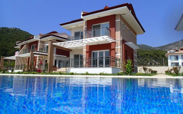 Golden Golf Sarigerme Villalari