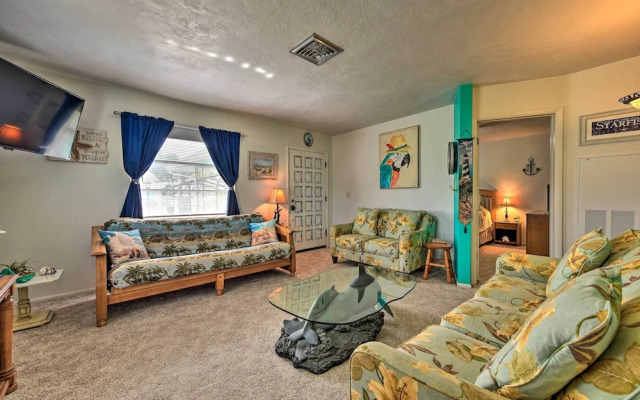 Pet-friendly Bradenton Home ~ 3 Mi to Cortez Beach