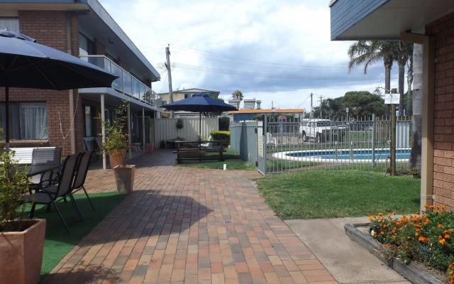 Surfside Holiday Apartments