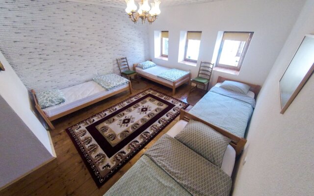 Kulla Dula Guesthouse