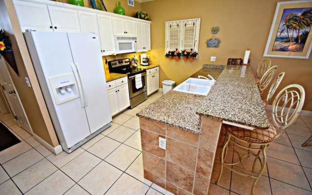 Regency Isle 703 by RedAwning