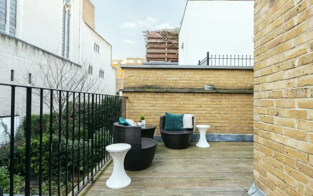 Kensington Area - Private Apartment