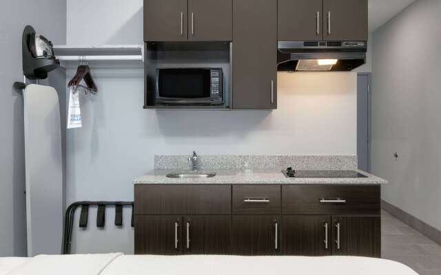 Days Inn by Wyndham Zachary LA