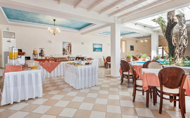 Aeolos Hotel