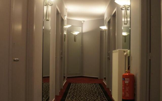 Sky Apart Hotel