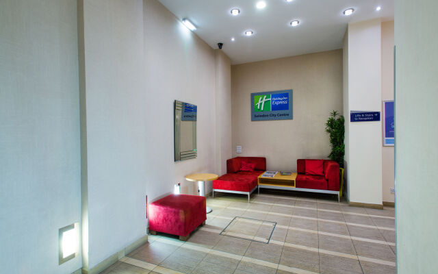 Holiday Inn Express Swindon City Centre by IHG