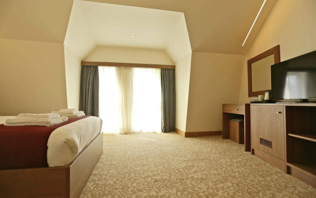 London Kings Hotel