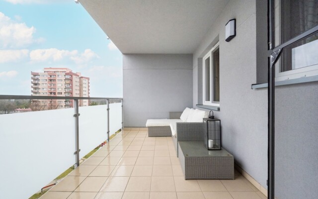 Apartment by Park in Wroclaw by Renters