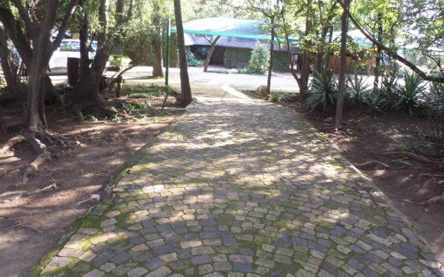 Foundry Guest Lodge