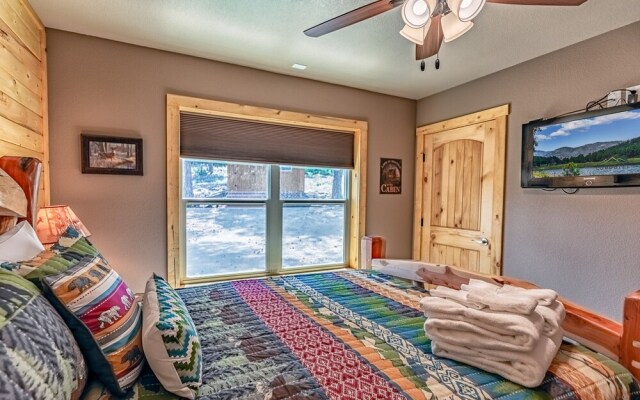 Cozy Knotty and Nice