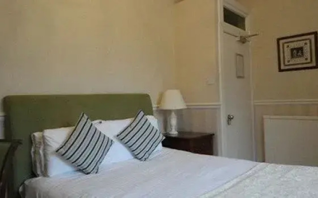 Tweeddale Arms Hotel