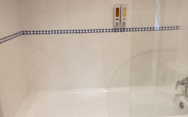 Moderno apartamento en conjunto residencial