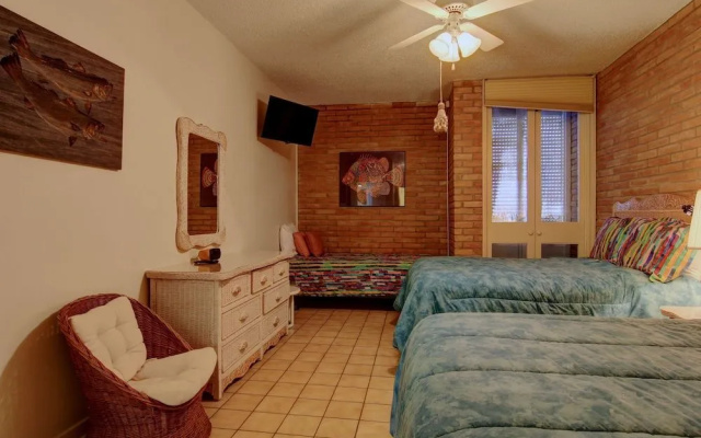 Channelview 105