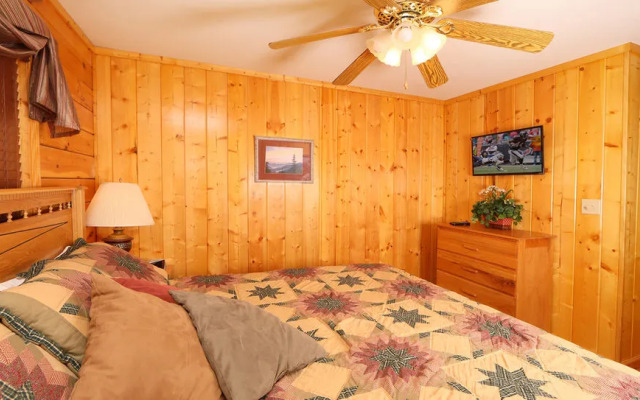 Smoky Mountain Getaway 435 By Redawning