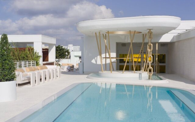 Dream South Beach, by Hyatt