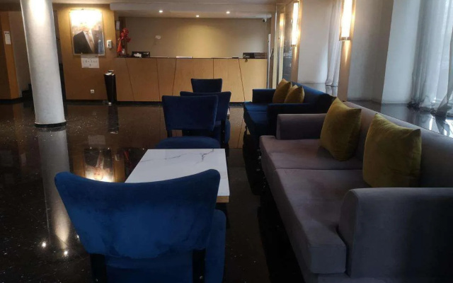Hotel Annakhil