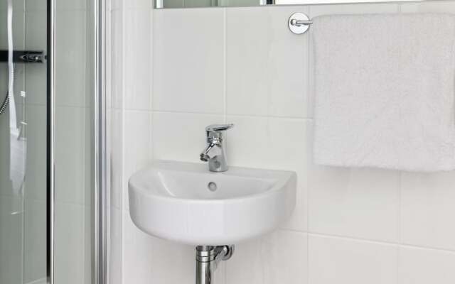 Comfortable & Convenient Studio