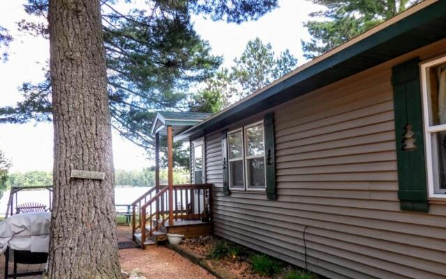 Knotty Pine- White Pine