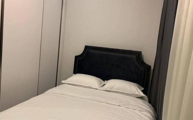 Apartment in center of Yerevan, Saryan street, 1 line