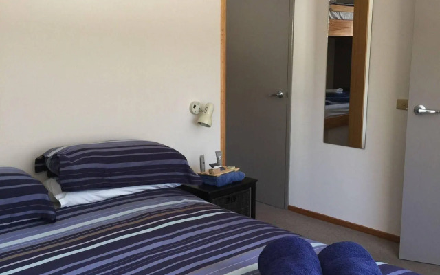 Ripparoo Ski Lodge