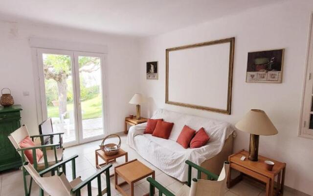 Beautiful country house with garden