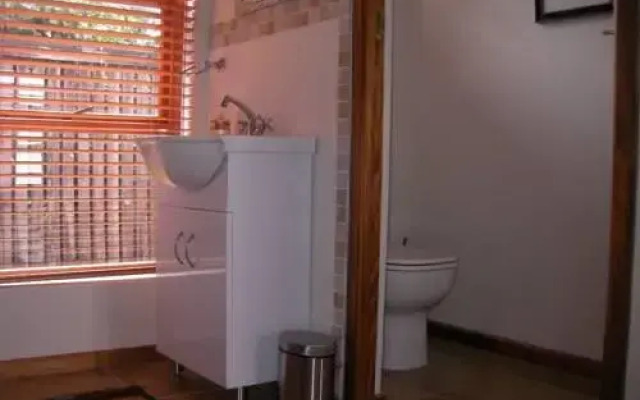 14 Peter Rd Guesthouse