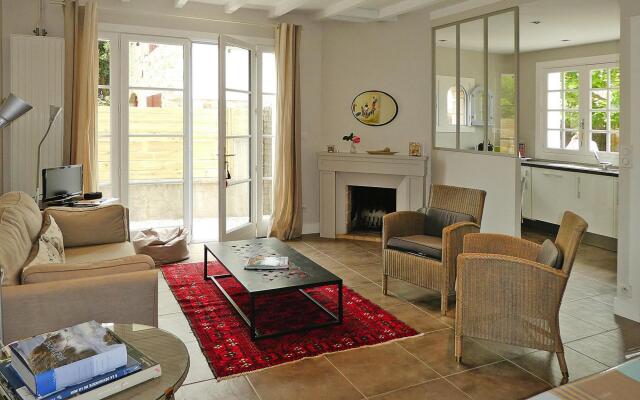 Semi-detached House, Carnac