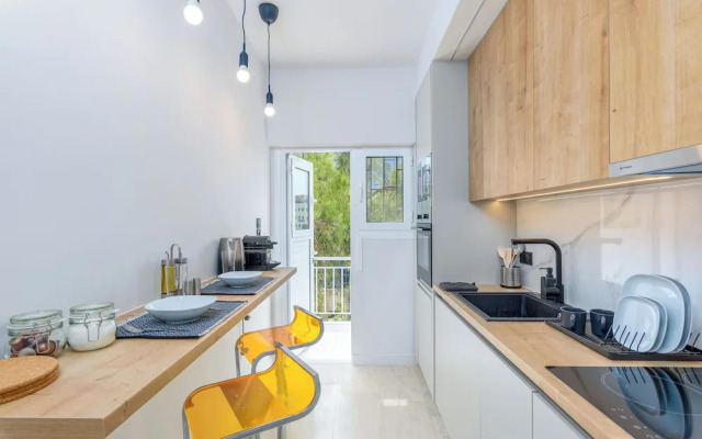 Zeus 2-Bedroom Apt with Acropolis View