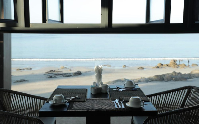 Silver Beach Hotel