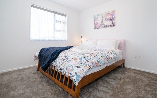 Schnapper Rock Brand New 2 Bedrooms Unit