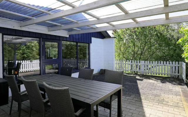 Refreshing Holiday Home in Spøttrup near Sea
