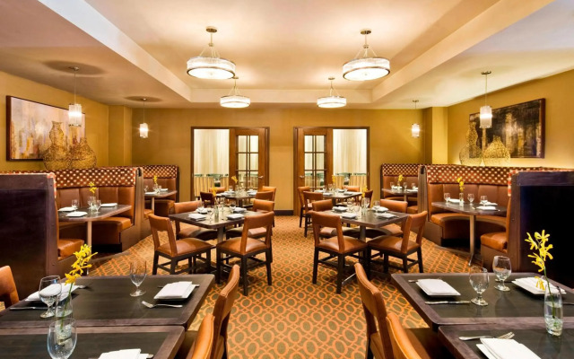Sheraton Framingham Hotel & Conference Center