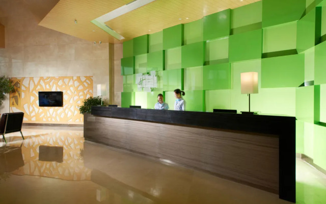 Holiday Inn Express Zhengzhou Airport, An Ihg Hotel